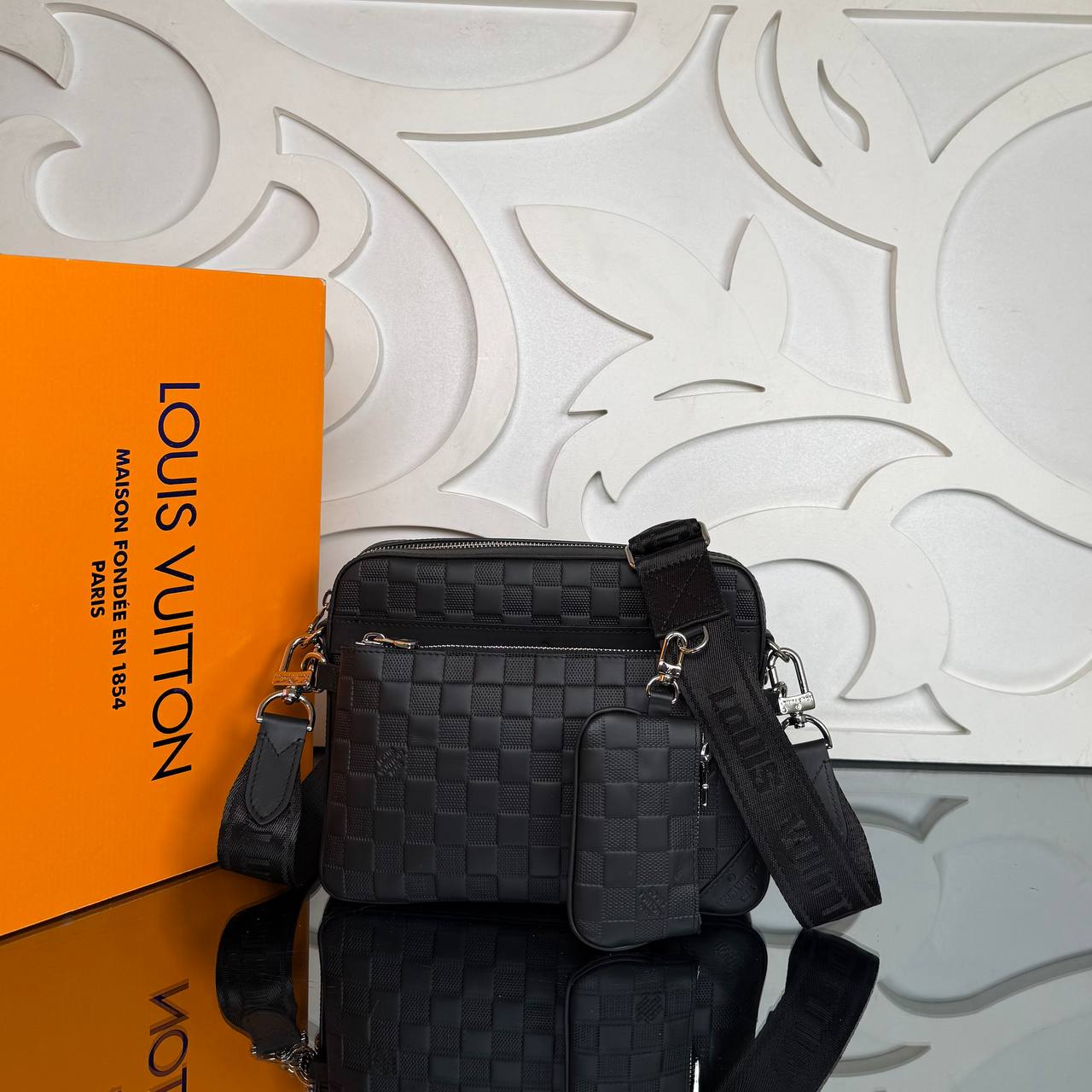 Louis Vuitton Trio Messenger Bag 

773 ⭐️