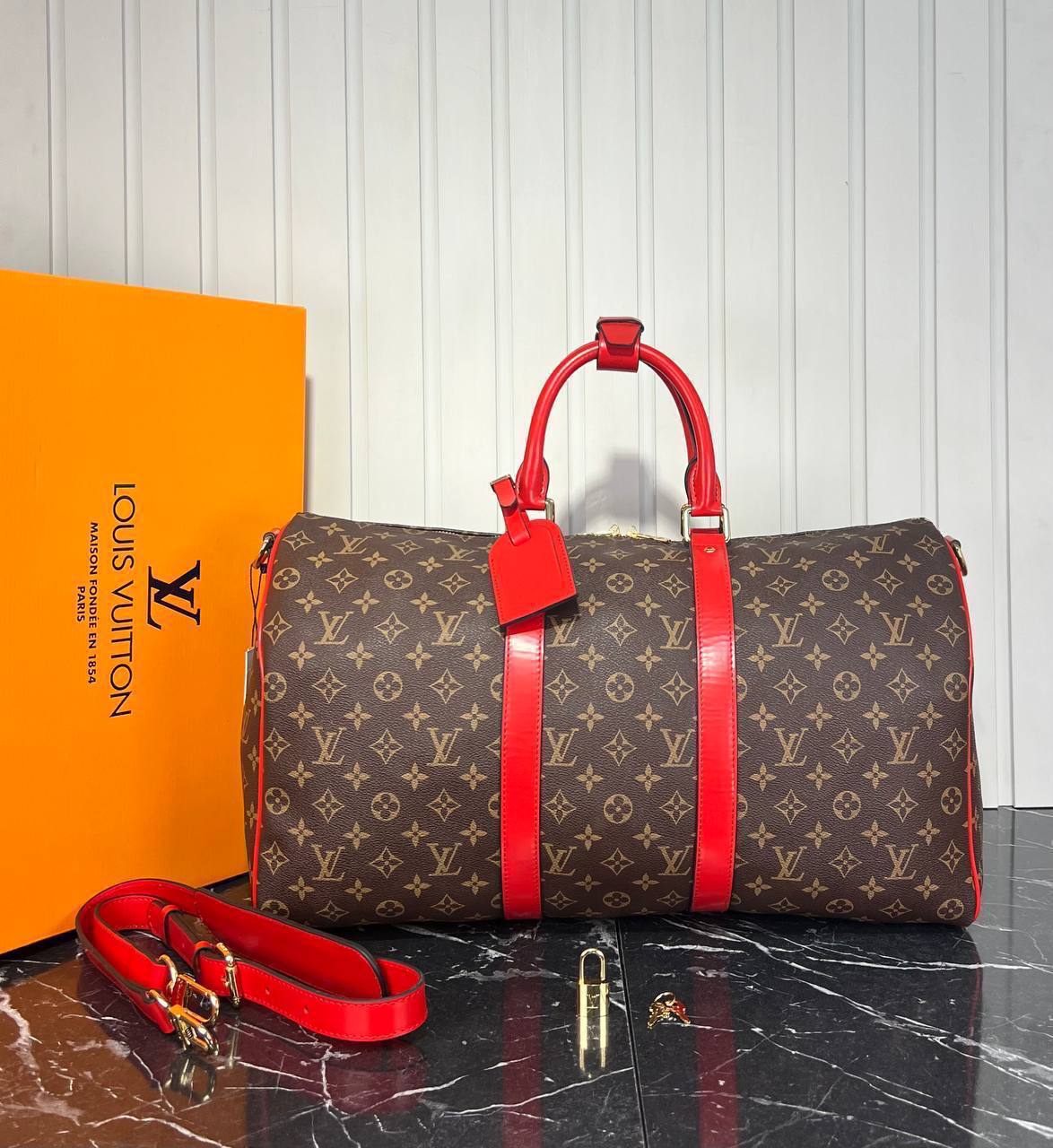 Louis Vuitton Keepall Bandouliere 50 cm

5575 ⭐️