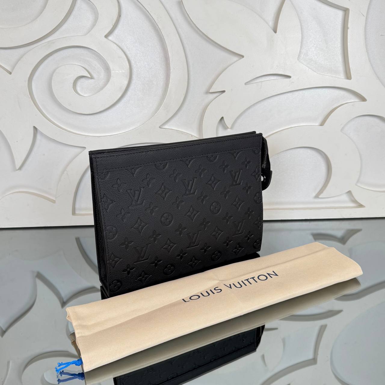 Louis Vuitton Pochette Voyage Pouch

6848 / 6849 ⭐️