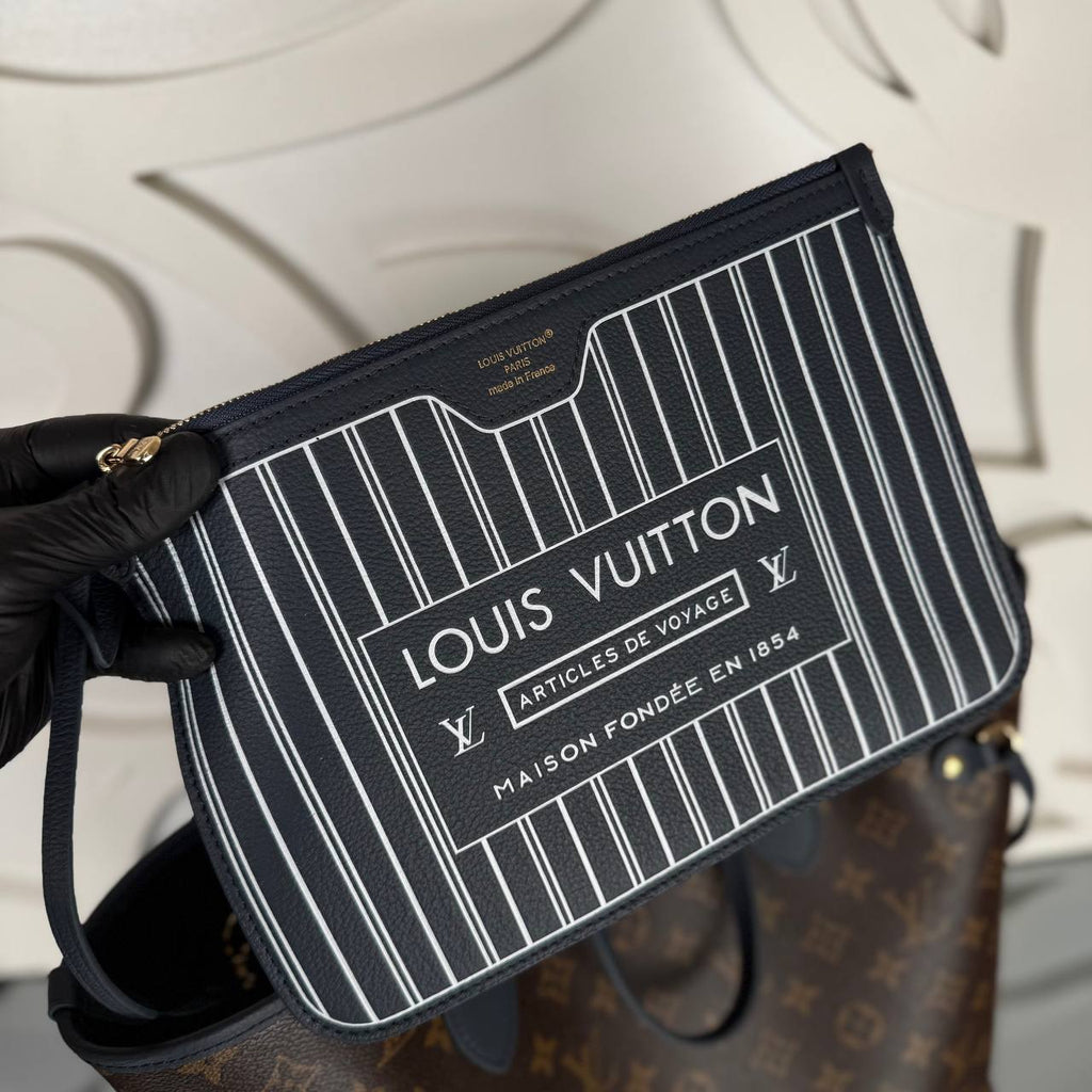 Louis Vuitton Neverfull Bandouliere Inside Out BB
Big size 42x28
19x16 cm small size 
210005 ⭐️