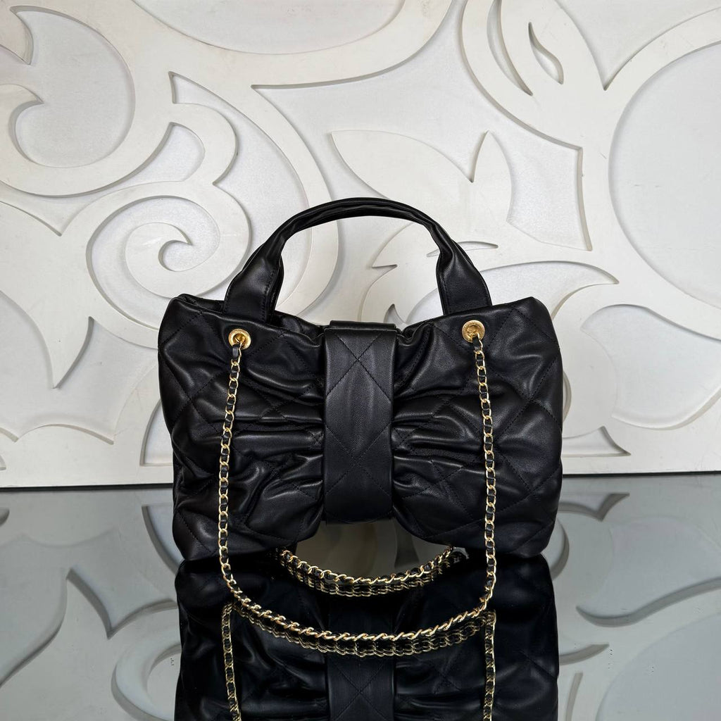 Chanel Bow Bag 

36x26 cm
910399 ⭐️