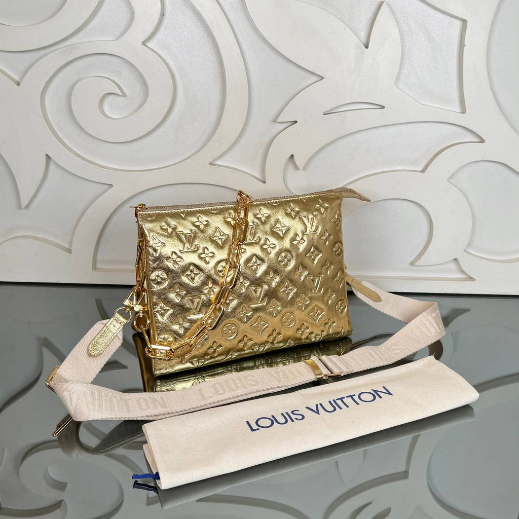 Louis Vuitton Coussin PM 

853-2 ⭐️
