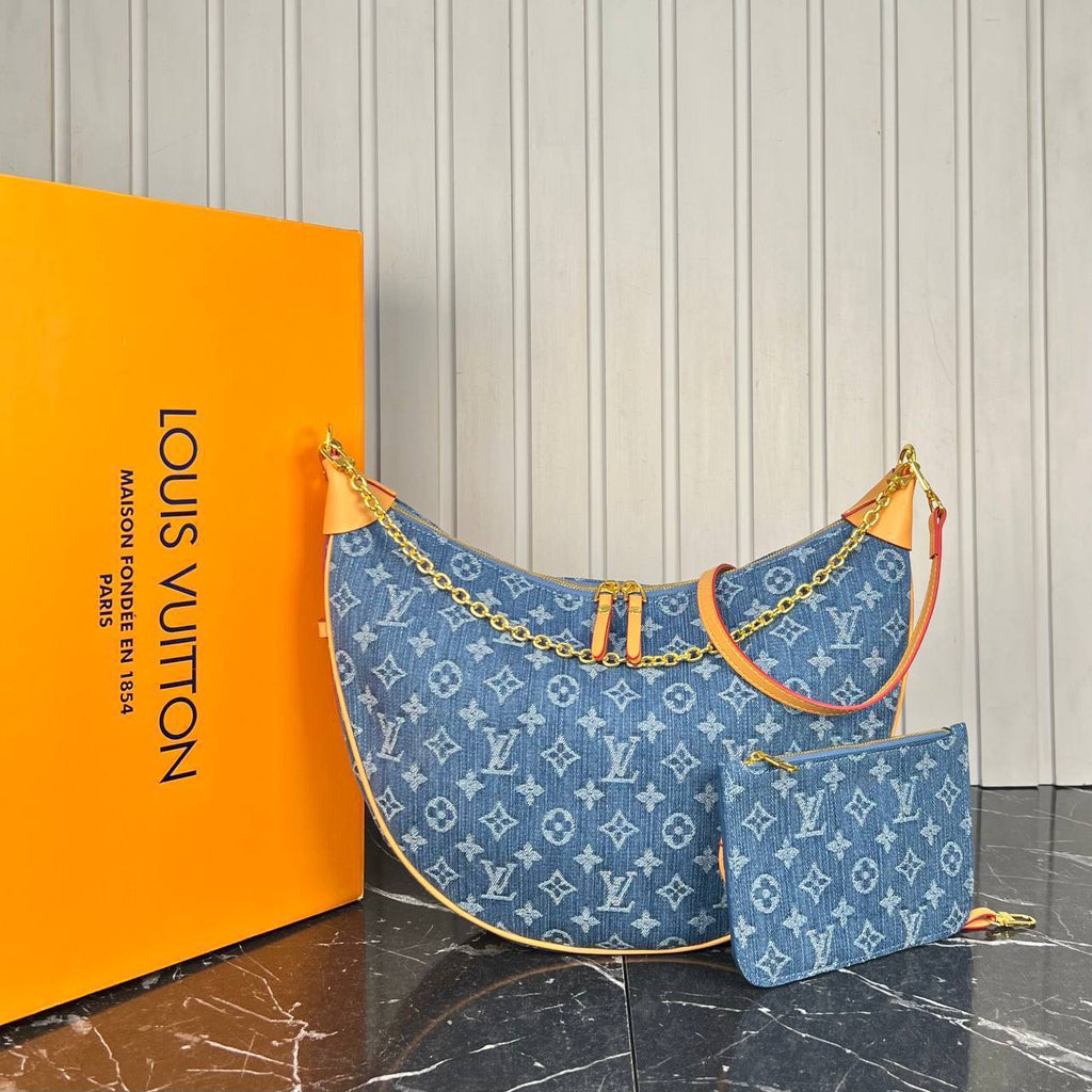 Louis Vuitton Loop Hobo Denim Bag
5837-20