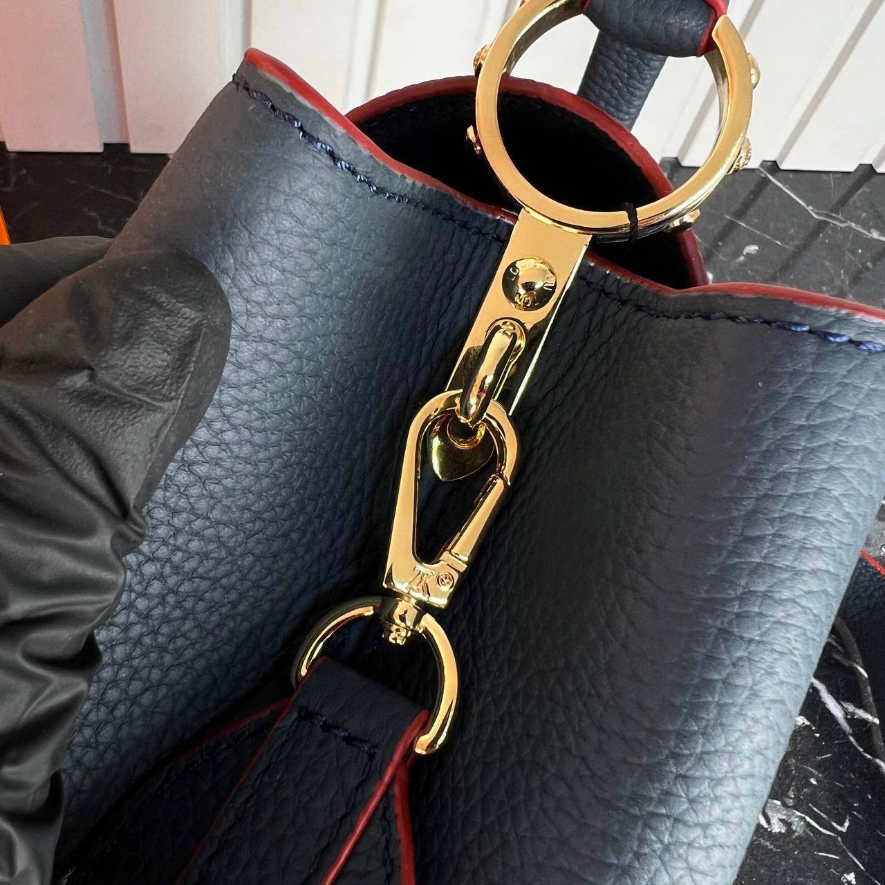 Louis Vuitton Capucines BB 

5565-3 ⭐️