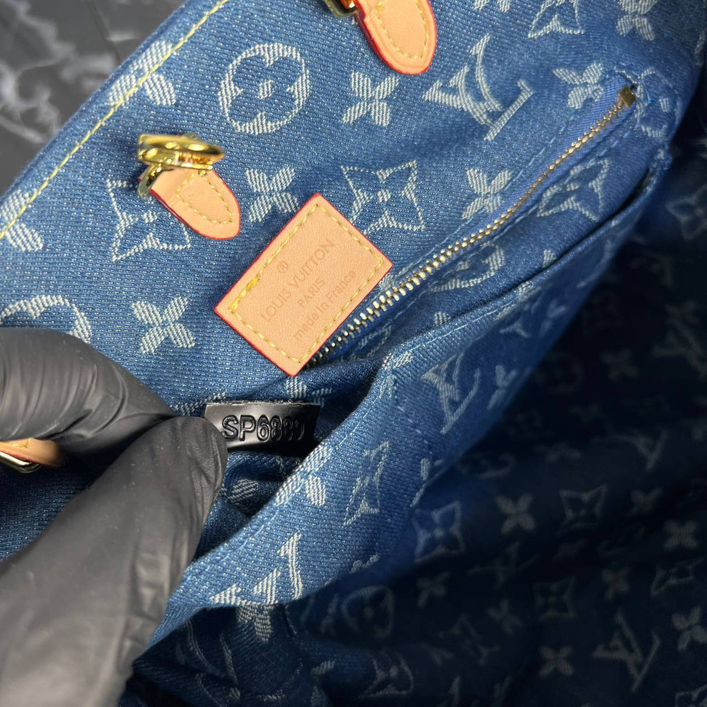 Louis Vuitton OnTheGo MM Denim

5979