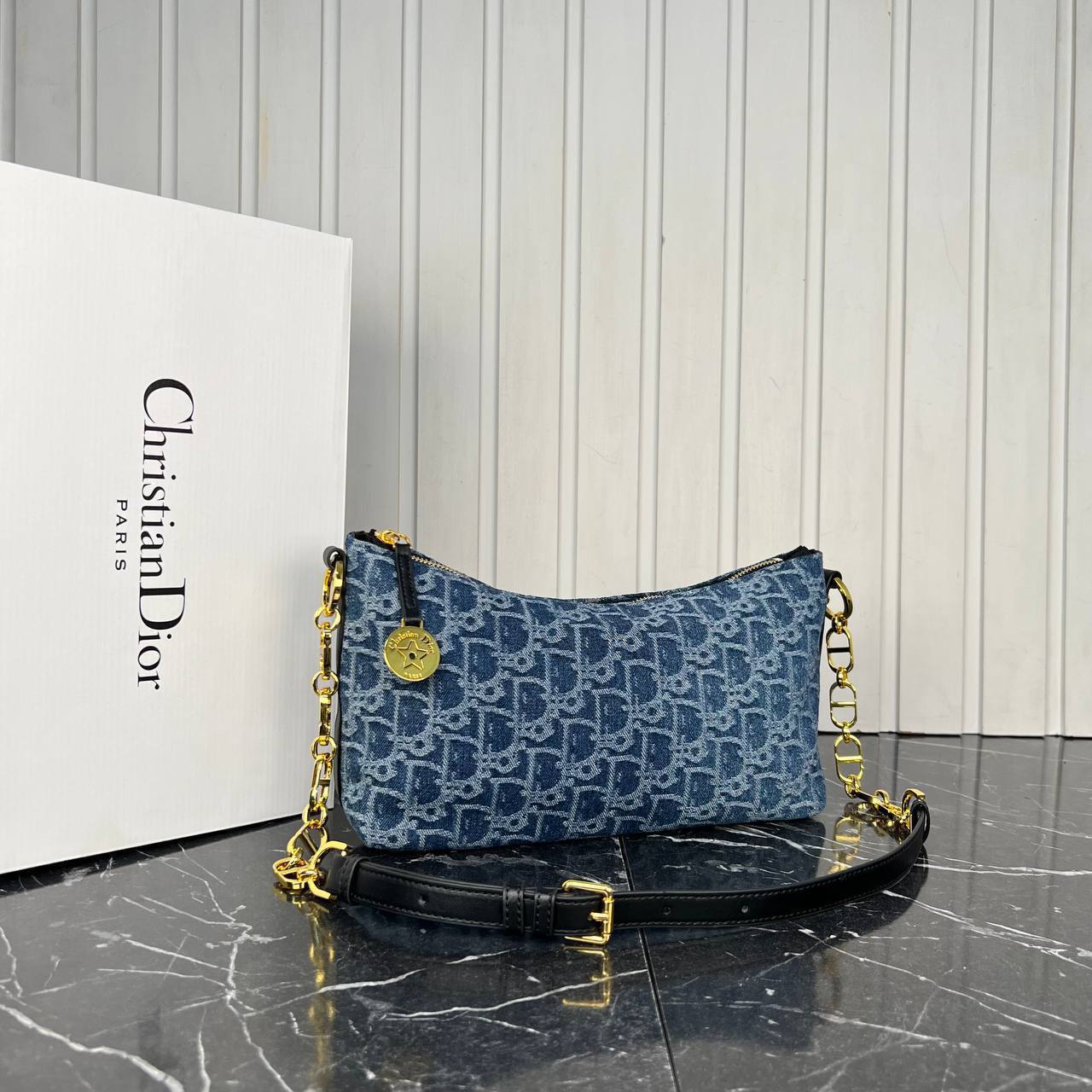 Christian Dior Travel Nomad Pouch Denim

27x15 cm
6039 ⭐️