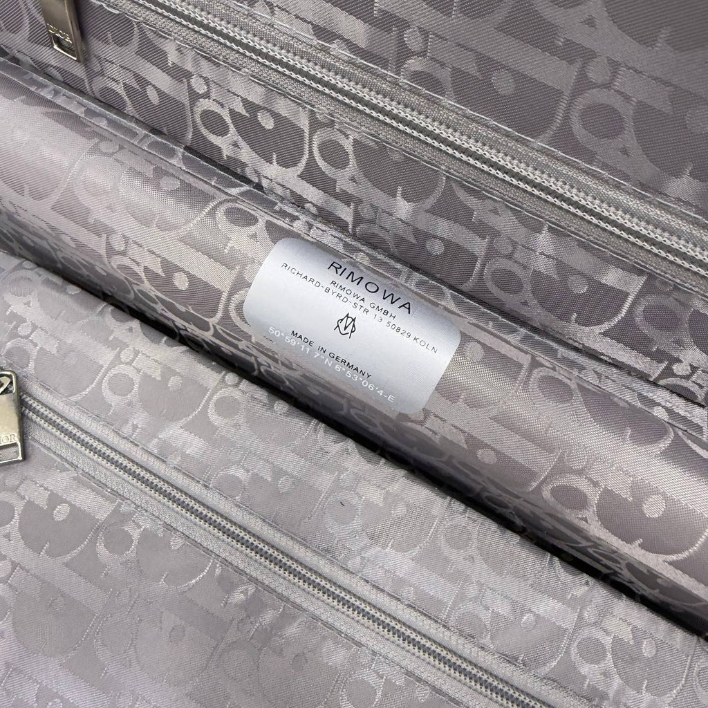 Christian Dior and Rimowa Carry-On Cabin Suitcase
38x50x21 cm