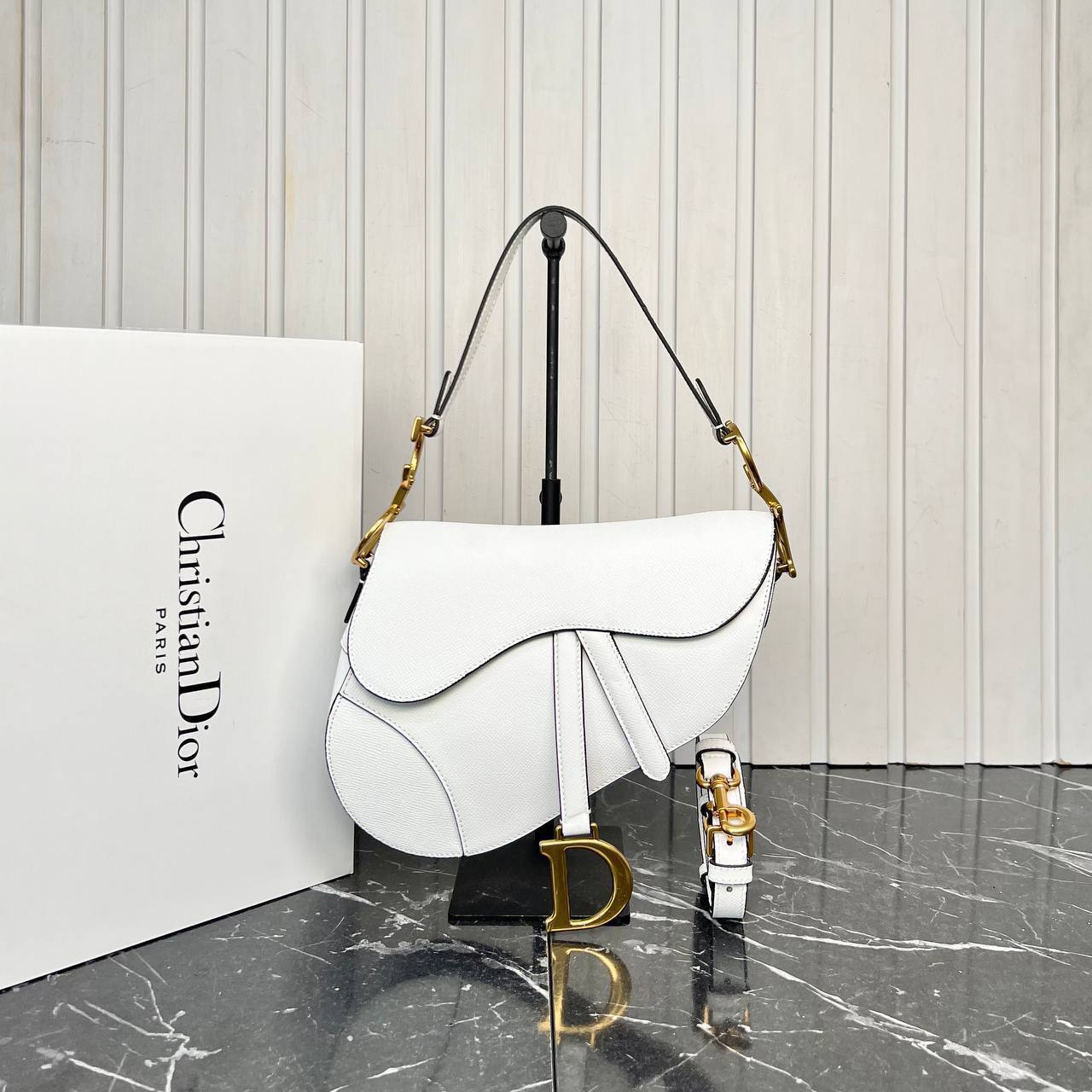 Christian Dior Saddle Bag

25x20 cm 
639.B ⭐️