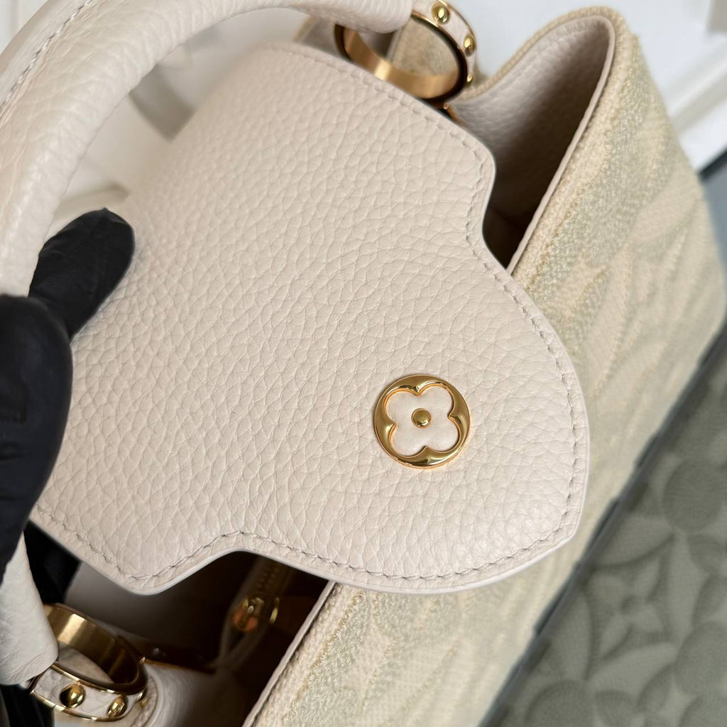 Louis Vuitton Capucines BB

910346 ⭐️