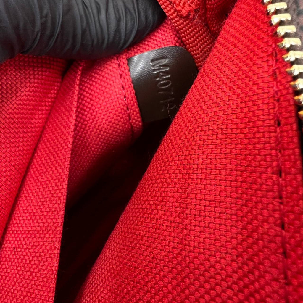 Louis Vuitton Pochette Small 

272 ⭐️