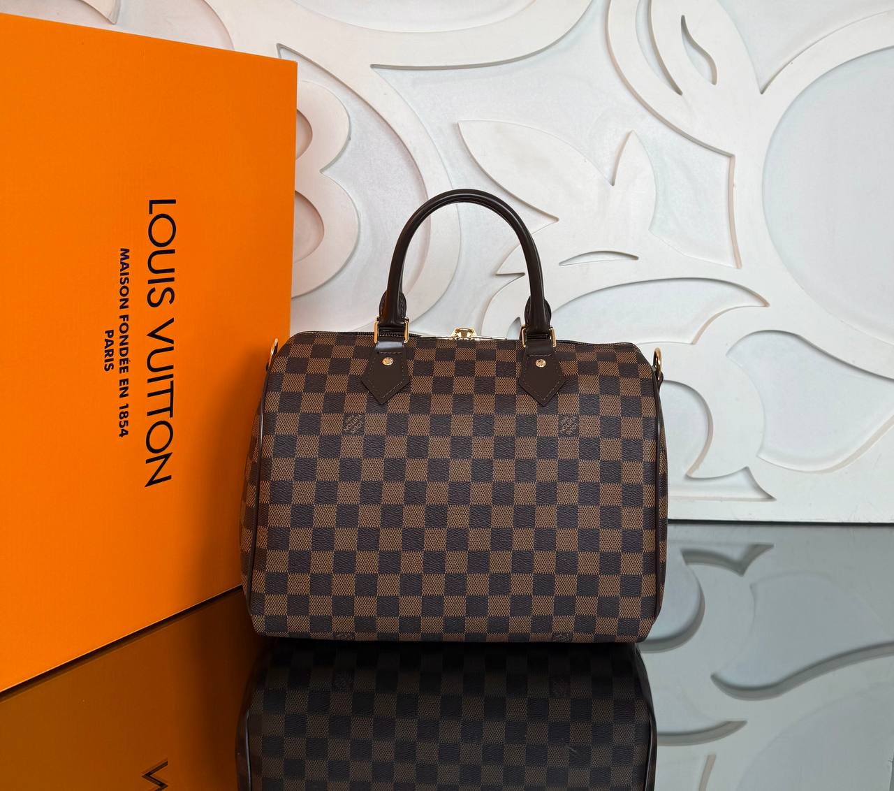 Louis Vuitton Speedy Bandouliere 30 cm 

1110