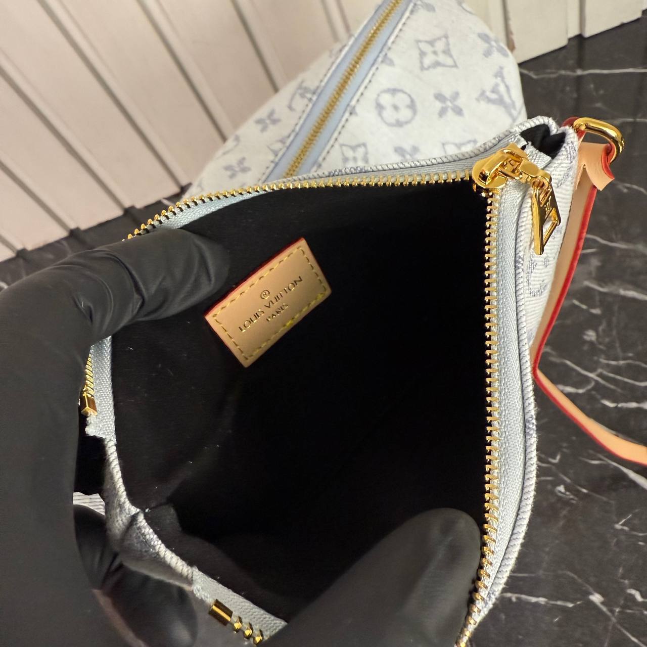 Louis Vuitton Coussin Hobo MM Denim

910136 ⭐️