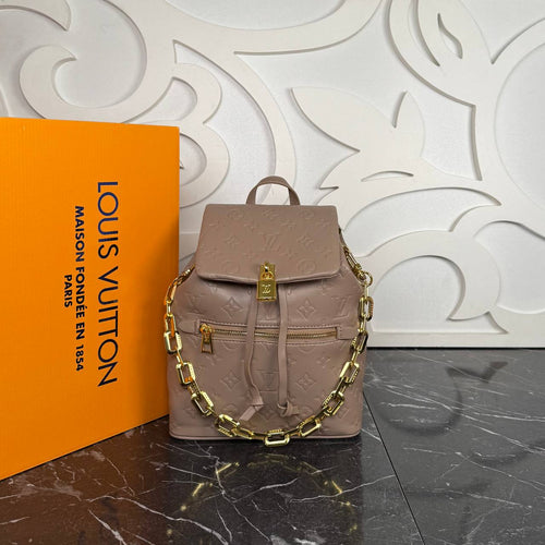 Louis Vuitton Coussin Backpack PM

910160 ⭐️