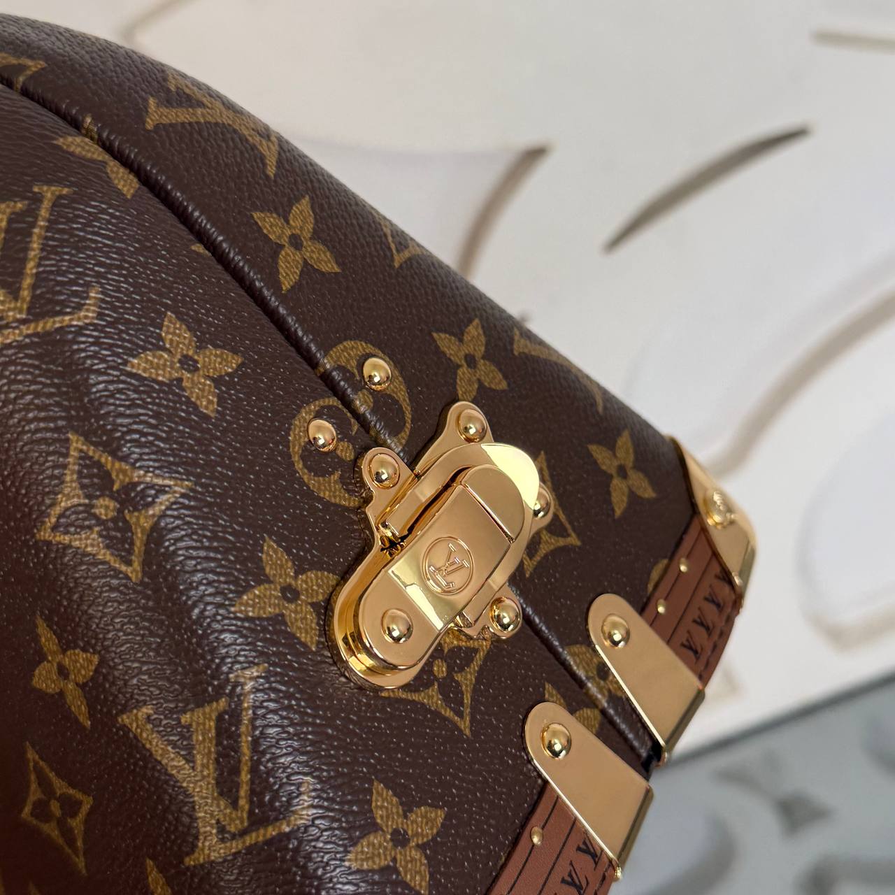 Louis Vuitton Alma Trunk

910958 ⭐️
