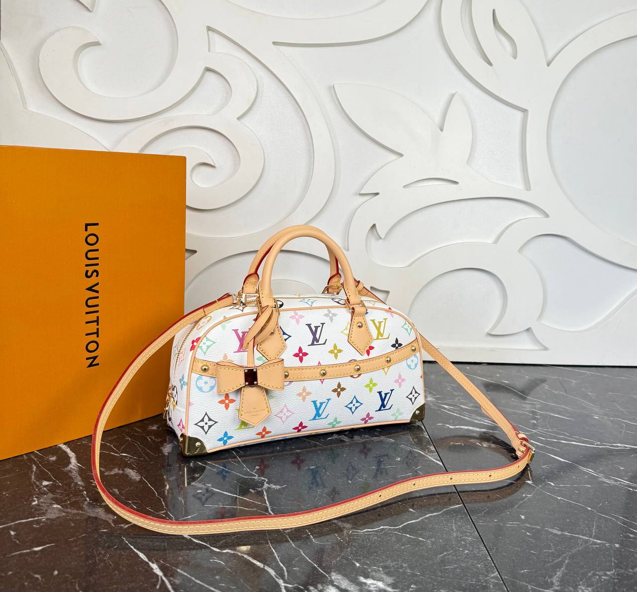 Louis Vuitton LV x TM Handbag East-West

6885 ⭐️