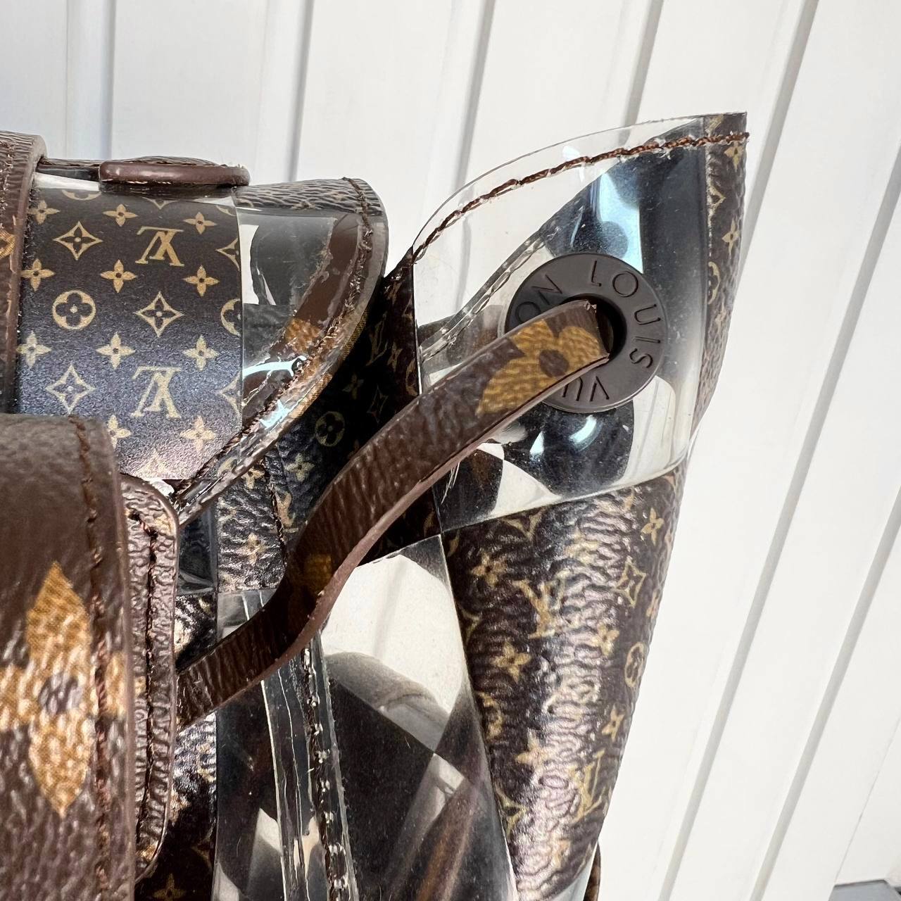 Louis Vuitton Christopher Backpack 

5632-2 ⭐️