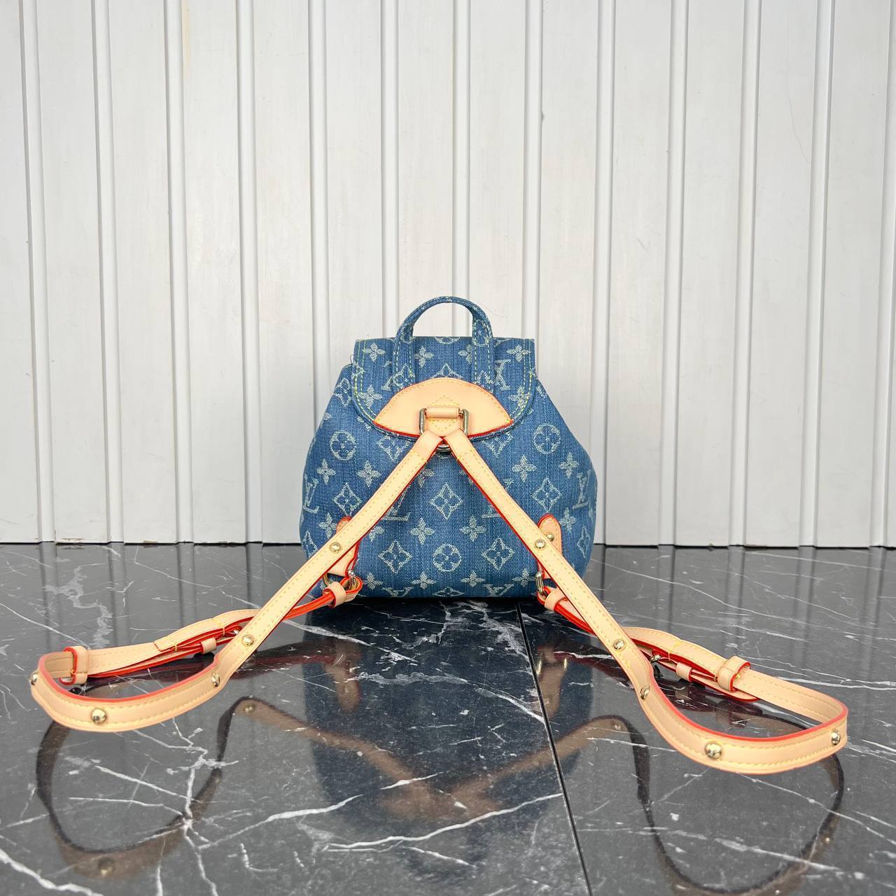 Louis Vuitton Venice Backpack Denim

5851-1