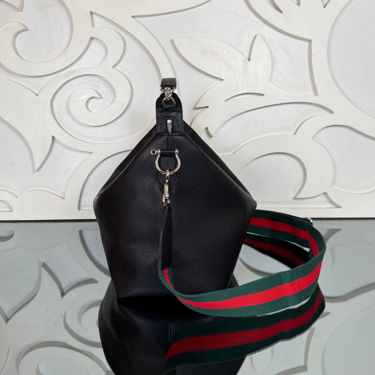 Gucci Brera Medium Crossbody Bag 

32x25 cm
910573 ⭐️
