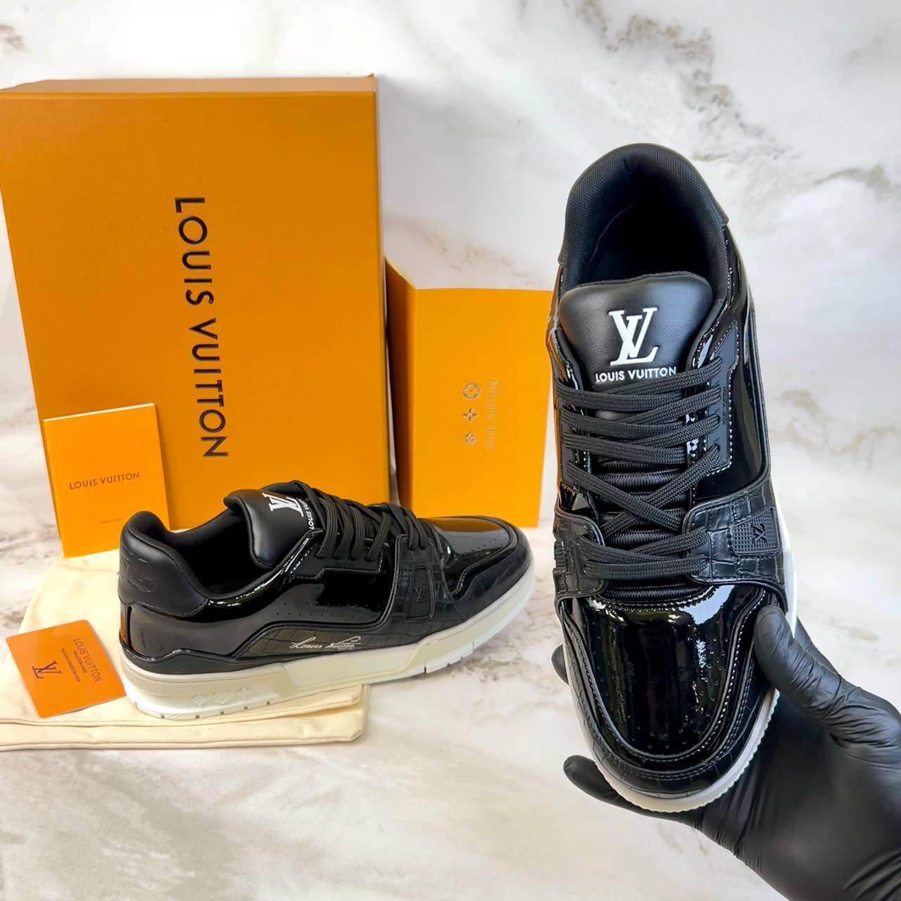 Louis Vuitton Trainer Sneakers

3708 ⭐️