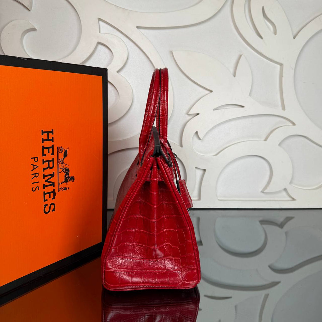 Hermes Birkin Bag 30 cm 

30x22 cm 
5071 ⭐️