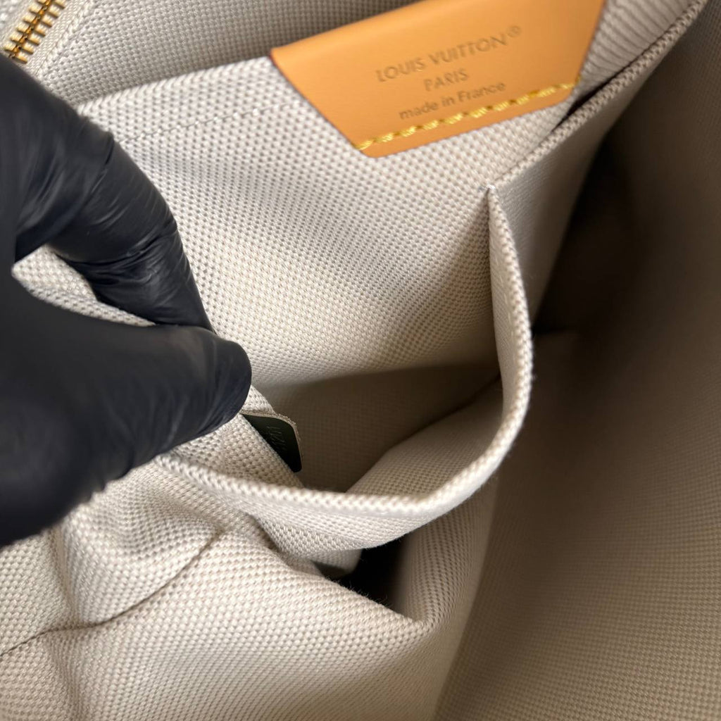 Louis Vuitton Christopher Backpack MM

910471 ⭐️