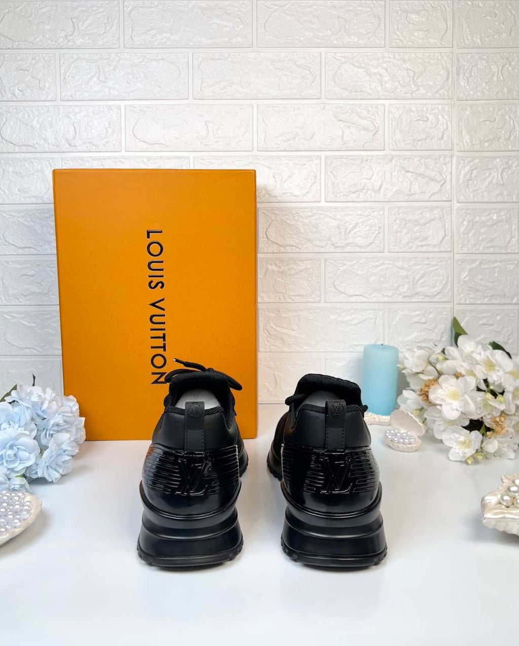 Louis Vuitton Sneaker 

3741-2 ⭐️