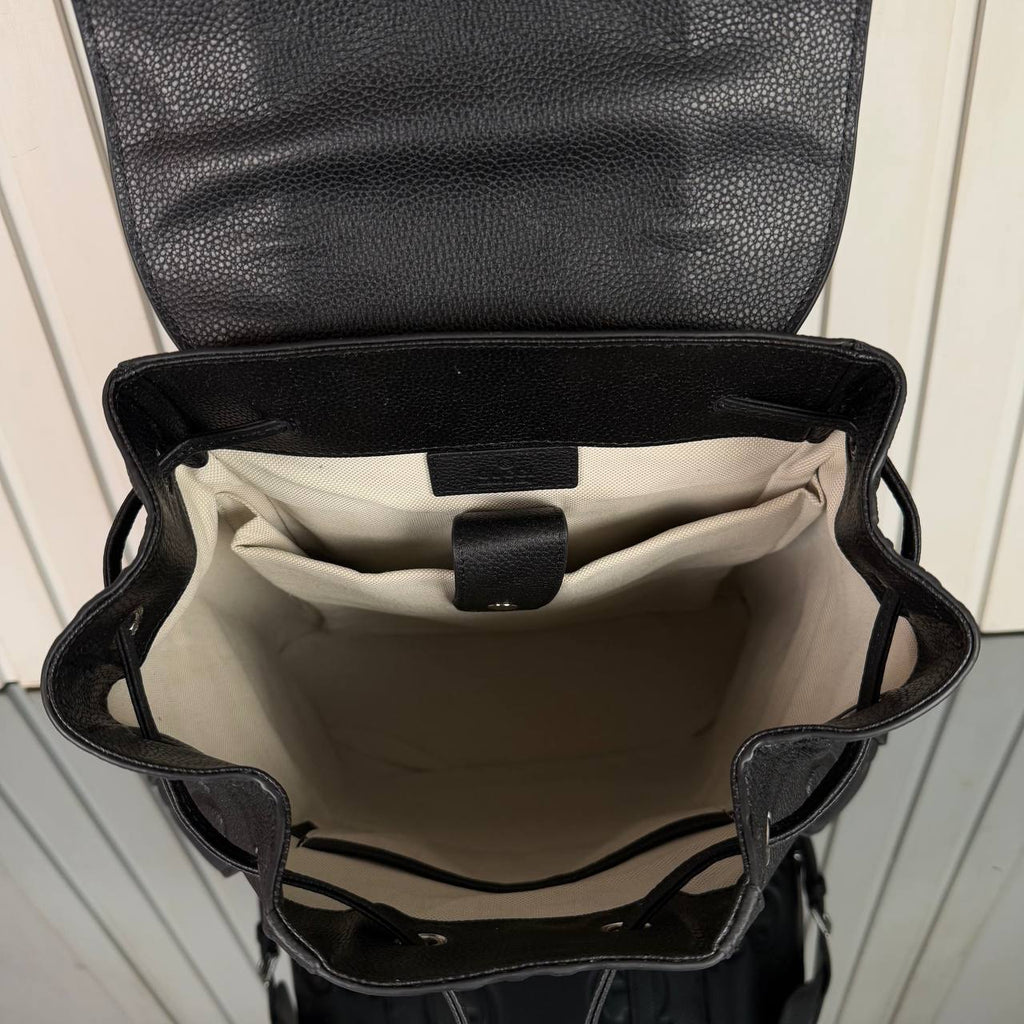 Gucci Medium GG Jumbo Backpack 

34x41 cm