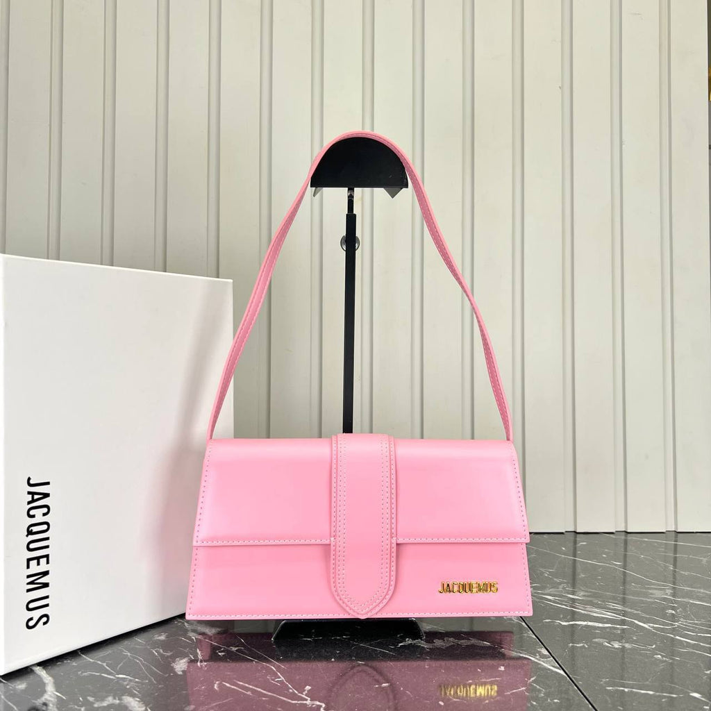 Jacquemus Lee Petit Bambino 

28x15 cm
5736-1 ⭐️