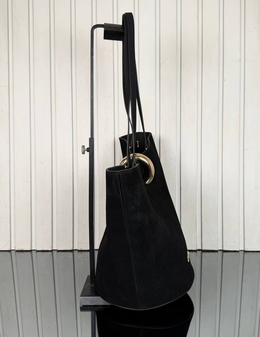 Jacquemus Bambola La Casa Suede Bag Large

33x38 cm
910388 ⭐️