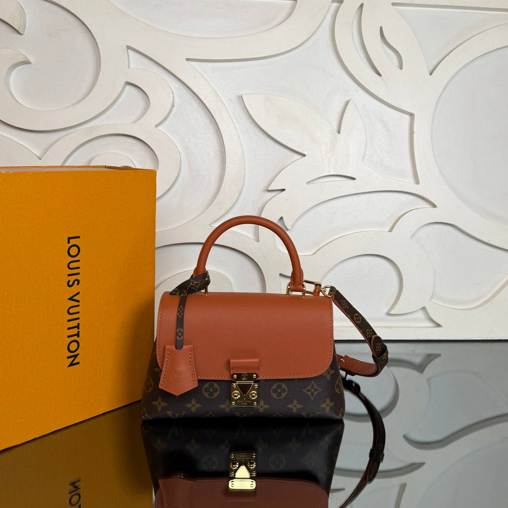 Louis Vuitton Madeleine BB Bag

910582 ⭐️