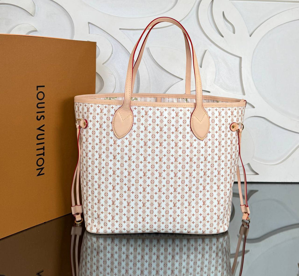 Louis Vuitton Neverfull MM

910995 ⭐️