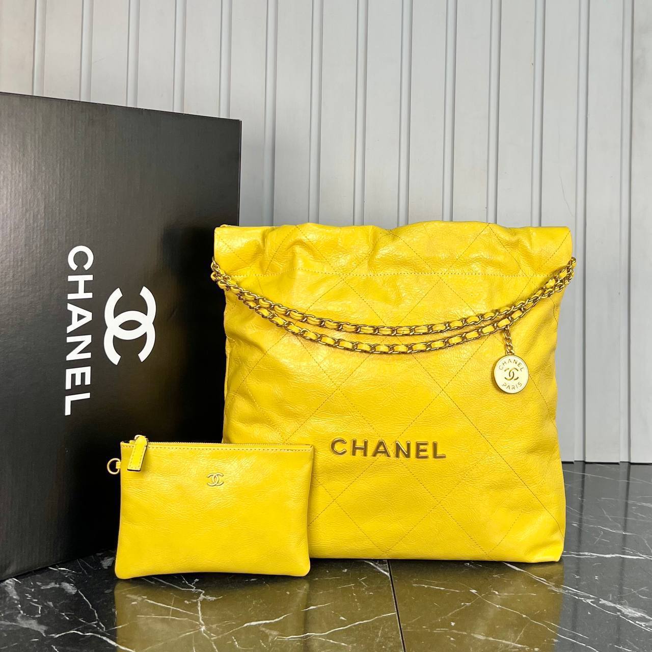Chanel 22 Handbag

33x39 cm 
5648 ⭐️