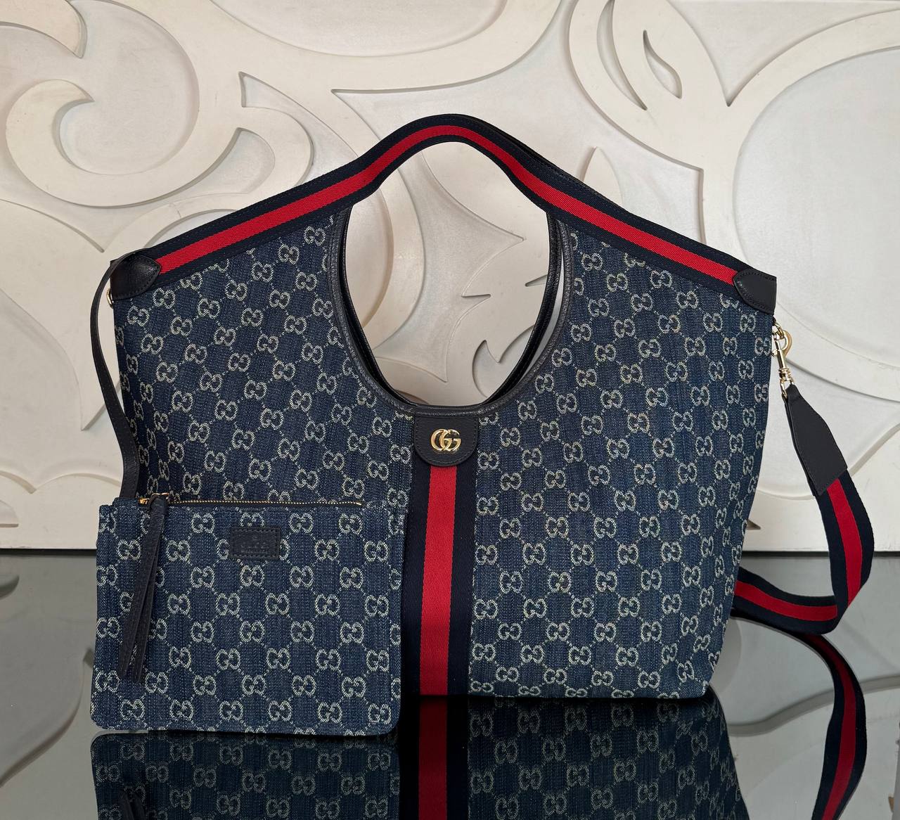 Gucci Giglio Large Tote Bag 

40x32 cm
910305 ⭐️