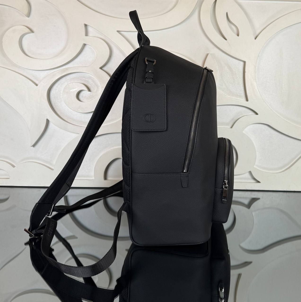 Christian Dior CD Icon Backpack 

30x34 cm
910515 ⭐️